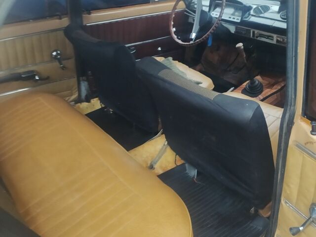 Бежевый ВАЗ 2101, объемом двигателя 7 л и пробегом 45 тыс. км за 422 $, фото 2 на Automoto.ua