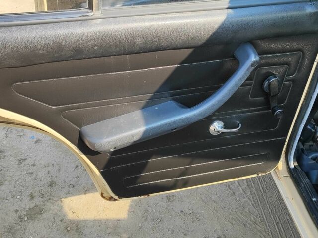 Бежевый ВАЗ 2101, объемом двигателя 1.3 л и пробегом 35 тыс. км за 650 $, фото 9 на Automoto.ua