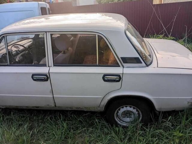Бежевый ВАЗ 2101, объемом двигателя 1.2 л и пробегом 300 тыс. км за 460 $, фото 3 на Automoto.ua