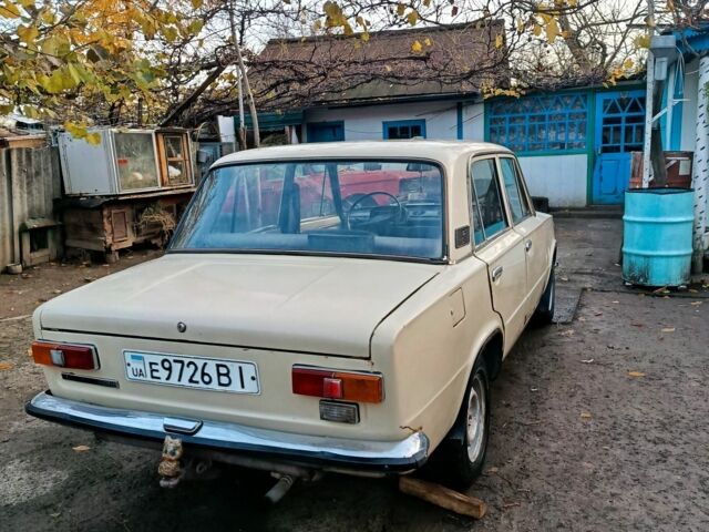 Бежевый ВАЗ 2101, объемом двигателя 1.2 л и пробегом 199 тыс. км за 358 $, фото 3 на Automoto.ua