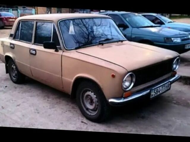 Бежевый ВАЗ 2101, объемом двигателя 3 л и пробегом 305 тыс. км за 595 $, фото 2 на Automoto.ua