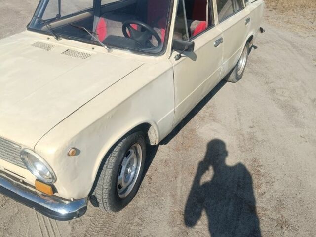 Бежевый ВАЗ 2101, объемом двигателя 0 л и пробегом 111 тыс. км за 456 $, фото 5 на Automoto.ua