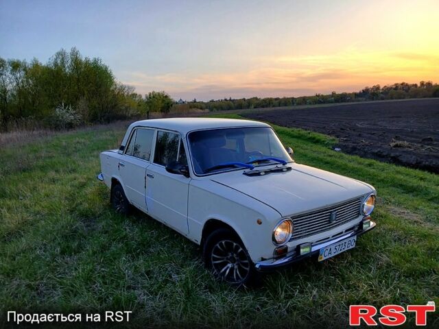 Бежевый ВАЗ 2101, объемом двигателя 1.2 л и пробегом 0 тыс. км за 700 $, фото 2 на Automoto.ua