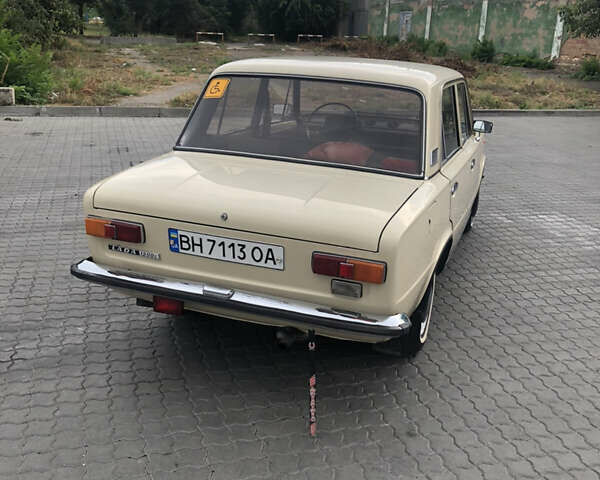 Бежевий ВАЗ 2101, об'ємом двигуна 1.6 л та пробігом 200 тис. км за 2000 $, фото 4 на Automoto.ua