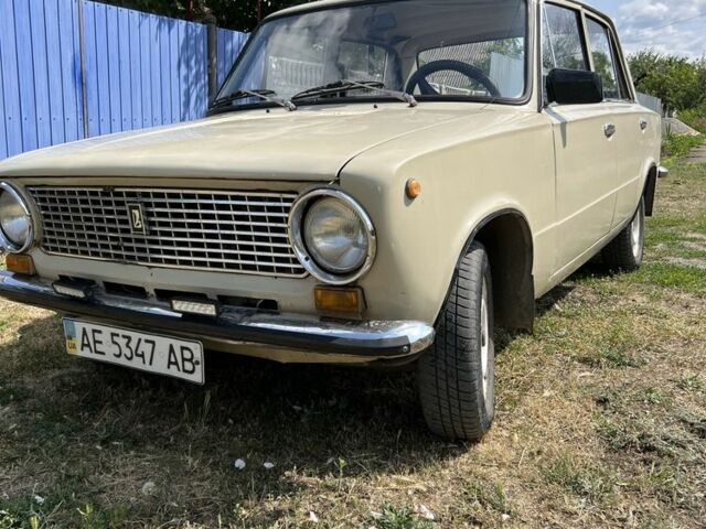 Бежевий ВАЗ 2101, об'ємом двигуна 1.3 л та пробігом 250 тис. км за 650 $, фото 3 на Automoto.ua