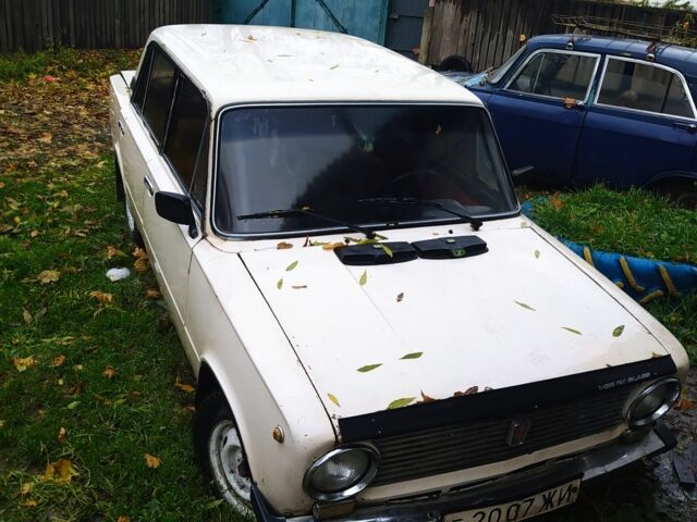 Бежевый ВАЗ 2101, объемом двигателя 1 л и пробегом 100 тыс. км за 400 $, фото 1 на Automoto.ua