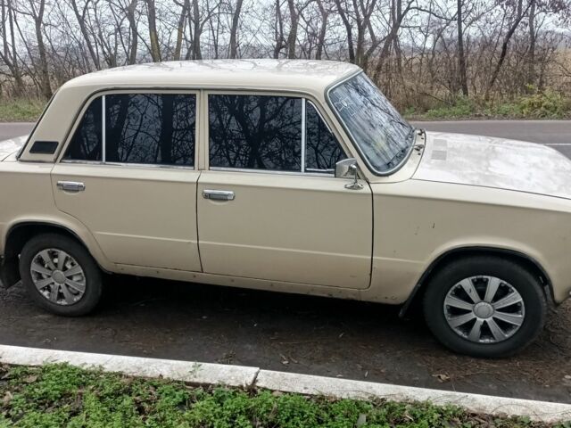 Бежевый ВАЗ 2101, объемом двигателя 0 л и пробегом 262 тыс. км за 700 $, фото 1 на Automoto.ua