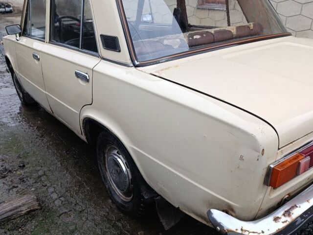 Бежевий ВАЗ 2101, об'ємом двигуна 1.2 л та пробігом 500 тис. км за 592 $, фото 2 на Automoto.ua