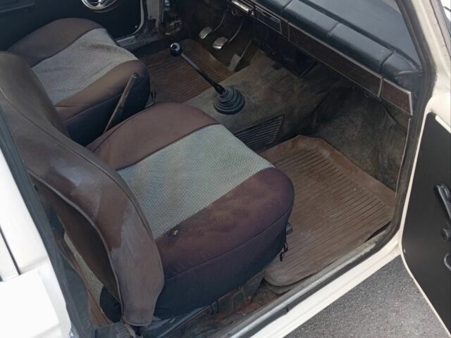 Бежевый ВАЗ 2101, объемом двигателя 1.7 л и пробегом 26 тыс. км за 1100 $, фото 6 на Automoto.ua