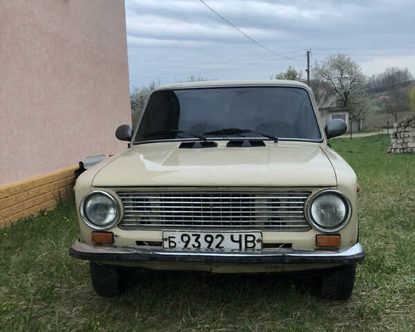 ВАЗ 2101 1986 в Черновцах на Automoto.ua Бежевый ВАЗ 2101, объемом двигателя 1.2 л и пробегом 215 тыс. км за 900 $, фото 4 на Automoto.ua