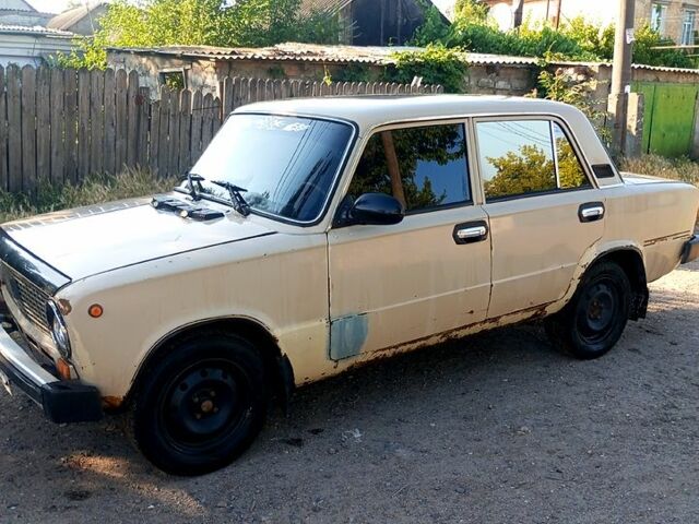 Бежевий ВАЗ 2101, об'ємом двигуна 1.2 л та пробігом 303 тис. км за 800 $, фото 1 на Automoto.ua