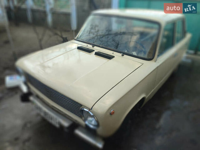Бежевый ВАЗ 2101, объемом двигателя 1.2 л и пробегом 555 тыс. км за 449 $, фото 2 на Automoto.ua
