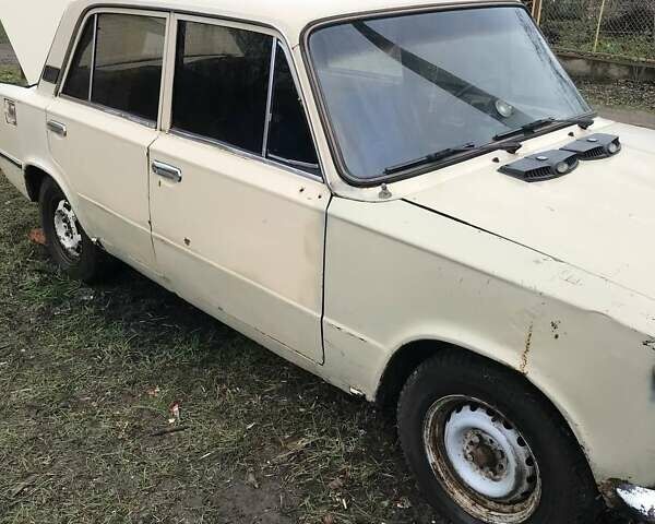 Бежевый ВАЗ 2101, объемом двигателя 1.2 л и пробегом 80 тыс. км за 237 $, фото 7 на Automoto.ua