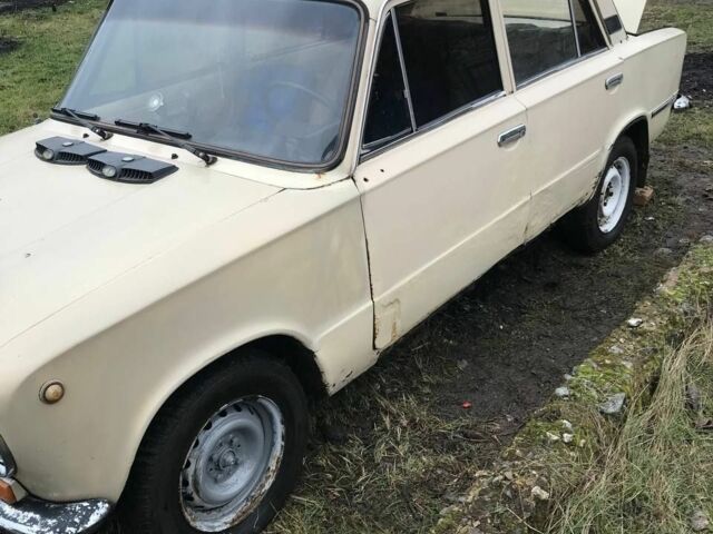 Бежевый ВАЗ 2101, объемом двигателя 1.2 л и пробегом 80 тыс. км за 237 $, фото 1 на Automoto.ua