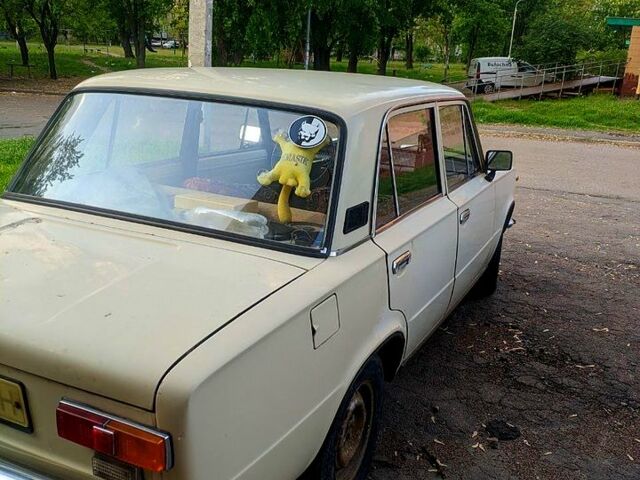 Бежевый ВАЗ 2101, объемом двигателя 1.2 л и пробегом 0 тыс. км за 750 $, фото 2 на Automoto.ua