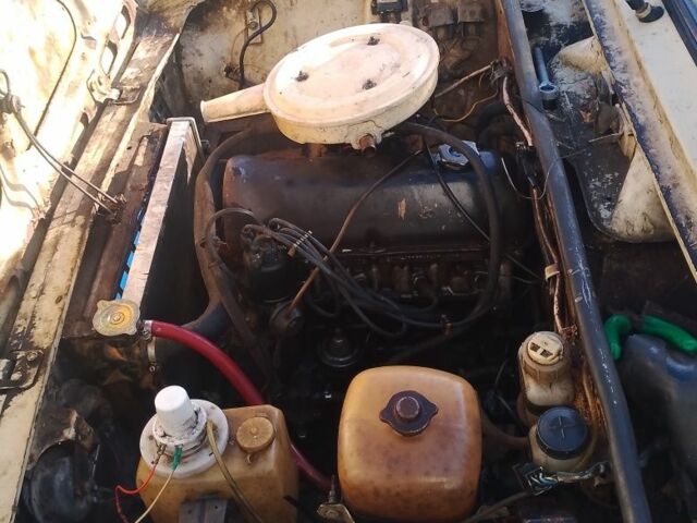 Бежевый ВАЗ 2101, объемом двигателя 1 л и пробегом 1000 тыс. км за 238 $, фото 4 на Automoto.ua