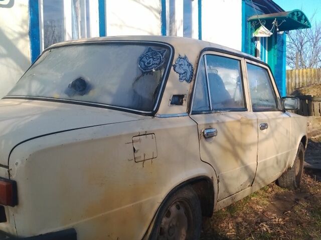 Бежевый ВАЗ 2101, объемом двигателя 1 л и пробегом 1000 тыс. км за 238 $, фото 3 на Automoto.ua