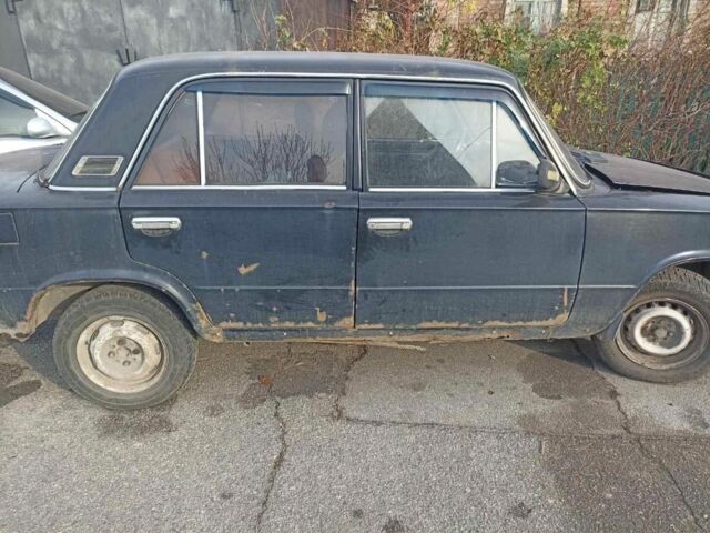 Черный ВАЗ 2101, объемом двигателя 1.6 л и пробегом 400 тыс. км за 350 $, фото 2 на Automoto.ua