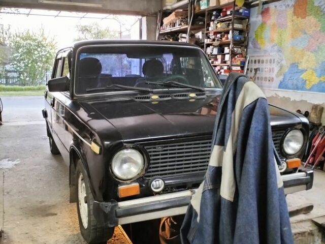 Черный ВАЗ 2101, объемом двигателя 1.2 л и пробегом 50 тыс. км за 800 $, фото 3 на Automoto.ua