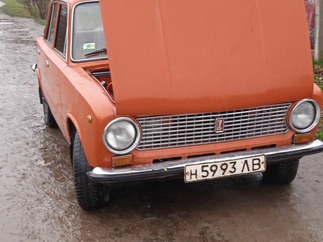 Чорний ВАЗ 2101, об'ємом двигуна 1 л та пробігом 234 тис. км за 650 $, фото 1 на Automoto.ua