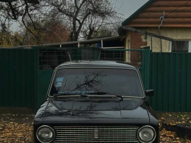 Черный ВАЗ 2101, объемом двигателя 1.5 л и пробегом 60 тыс. км за 476 $, фото 2 на Automoto.ua