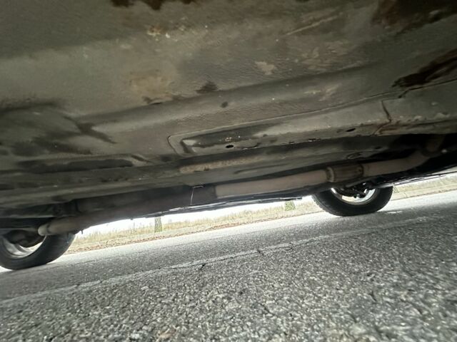 Черный ВАЗ 2101, объемом двигателя 1.5 л и пробегом 350 тыс. км за 1350 $, фото 13 на Automoto.ua