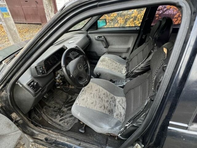 Чорний ВАЗ 2101, об'ємом двигуна 1.6 л та пробігом 300 тис. км за 714 $, фото 3 на Automoto.ua