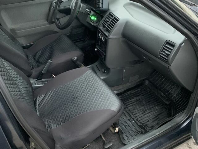 Черный ВАЗ 2101, объемом двигателя 1.6 л и пробегом 110 тыс. км за 2500 $, фото 5 на Automoto.ua