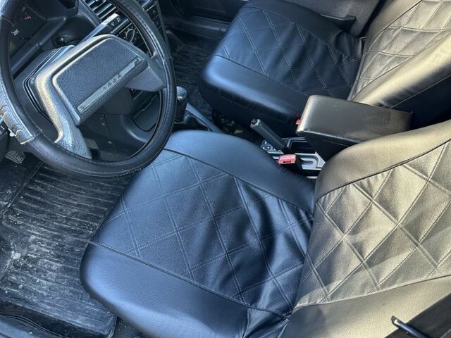 Черный ВАЗ 2101, объемом двигателя 1.6 л и пробегом 207 тыс. км за 2300 $, фото 6 на Automoto.ua