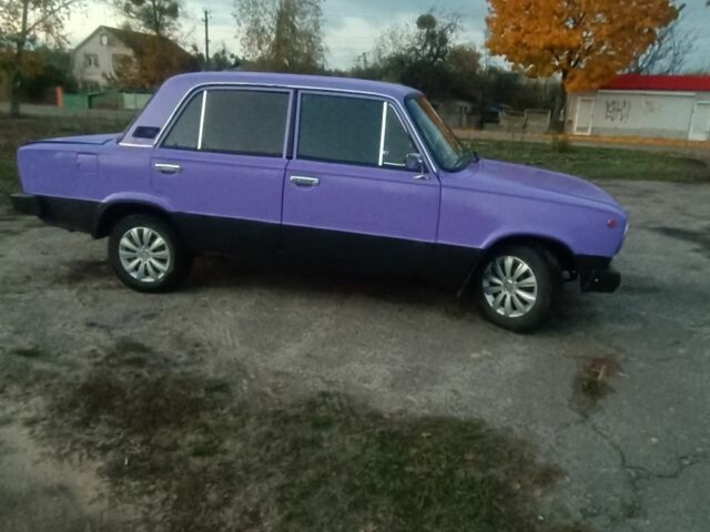 ВАЗ 2101 1975 в Вышгороде на Automoto.ua Фиолетовый ВАЗ 2101, объемом двигателя 1.3 л и пробегом 777 тыс. км за 575 $, фото 3 на Automoto.ua