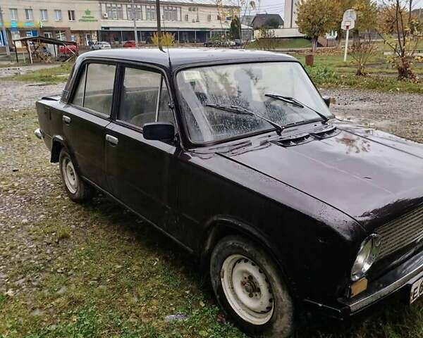 Фиолетовый ВАЗ 2101, объемом двигателя 0 л и пробегом 400 тыс. км за 250 $, фото 1 на Automoto.ua