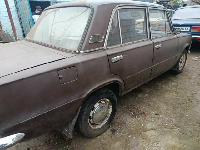 Коричневый ВАЗ 2101, объемом двигателя 0 л и пробегом 100 тыс. км за 500 $, фото 1 на Automoto.ua