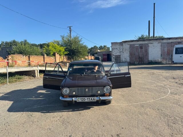 Коричневий ВАЗ 2101, об'ємом двигуна 0 л та пробігом 3 тис. км за 381 $, фото 2 на Automoto.ua