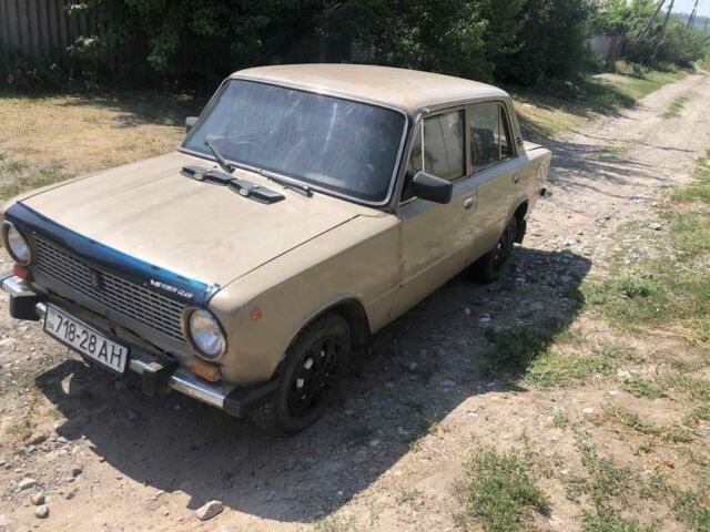 Коричневый ВАЗ 2101, объемом двигателя 1.3 л и пробегом 400 тыс. км за 597 $, фото 4 на Automoto.ua