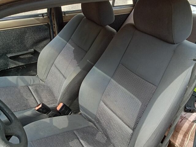 Коричневый ВАЗ 2101, объемом двигателя 1 л и пробегом 678 тыс. км за 553 $, фото 4 на Automoto.ua