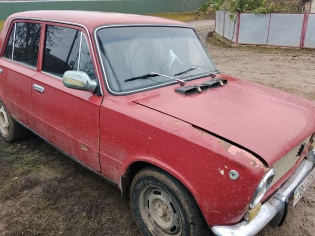 Красный ВАЗ 2101, объемом двигателя 0 л и пробегом 1 тыс. км за 355 $, фото 2 на Automoto.ua