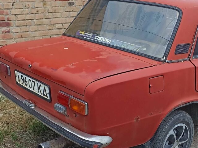 Красный ВАЗ 2101, объемом двигателя 1.5 л и пробегом 2 тыс. км за 350 $, фото 2 на Automoto.ua