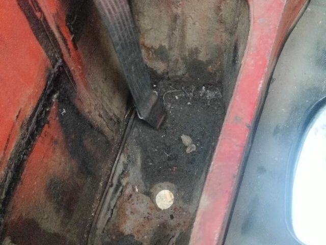 Красный ВАЗ 2101, объемом двигателя 1.3 л и пробегом 48 тыс. км за 379 $, фото 13 на Automoto.ua