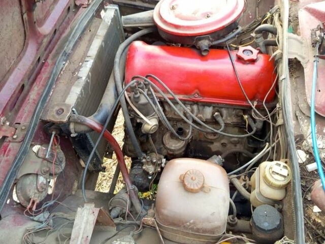 Красный ВАЗ 2101, объемом двигателя 1.2 л и пробегом 3 тыс. км за 428 $, фото 2 на Automoto.ua