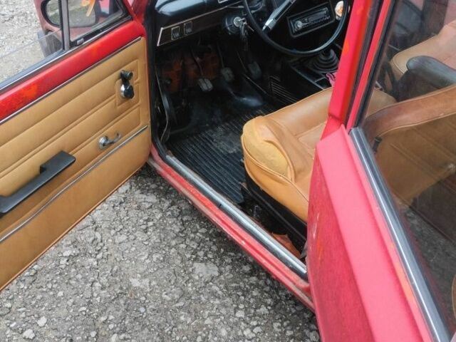 Красный ВАЗ 2101, объемом двигателя 1.3 л и пробегом 48 тыс. км за 379 $, фото 4 на Automoto.ua