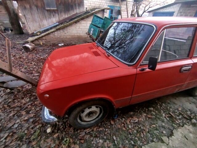 Красный ВАЗ 2101, объемом двигателя 0 л и пробегом 2 тыс. км за 520 $, фото 3 на Automoto.ua
