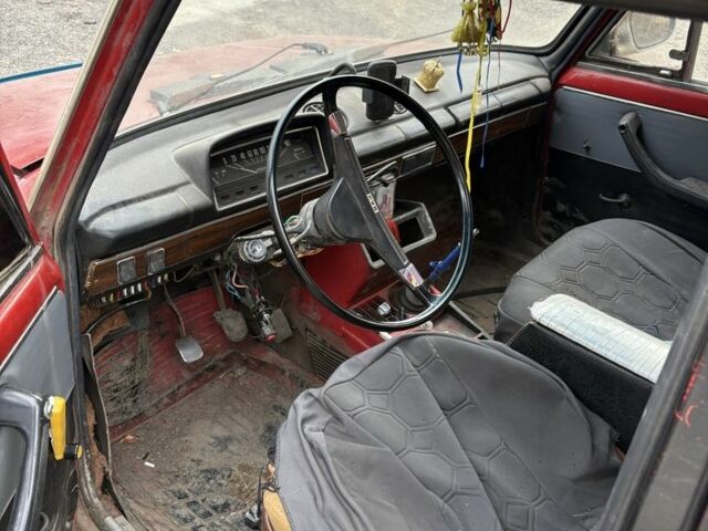 Красный ВАЗ 2101, объемом двигателя 0 л и пробегом 250 тыс. км за 291 $, фото 1 на Automoto.ua