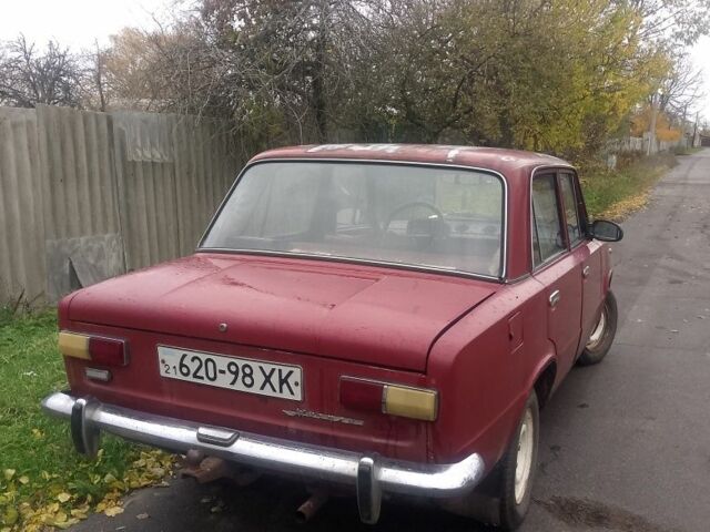 Червоний ВАЗ 2101, об'ємом двигуна 1 л та пробігом 2 тис. км за 452 $, фото 1 на Automoto.ua
