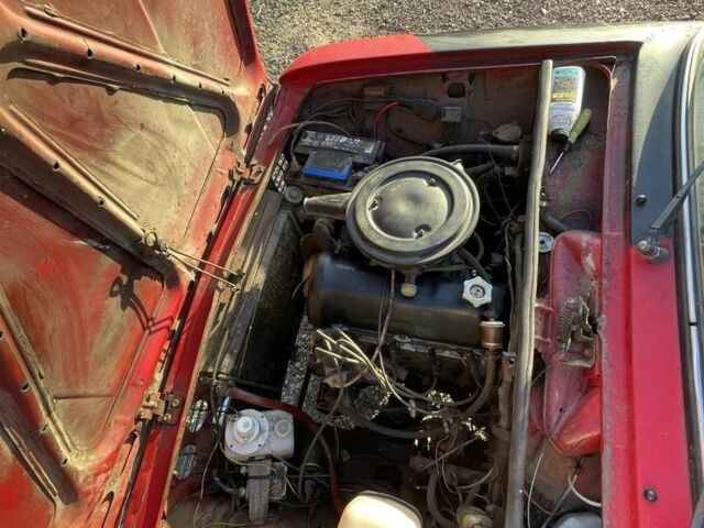 Красный ВАЗ 2101, объемом двигателя 1.6 л и пробегом 3 тыс. км за 381 $, фото 6 на Automoto.ua