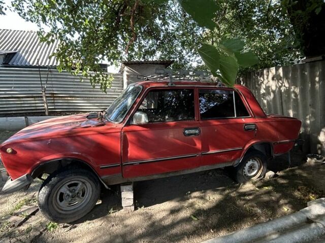 Красный ВАЗ 2101, объемом двигателя 0 л и пробегом 100 тыс. км за 600 $, фото 4 на Automoto.ua