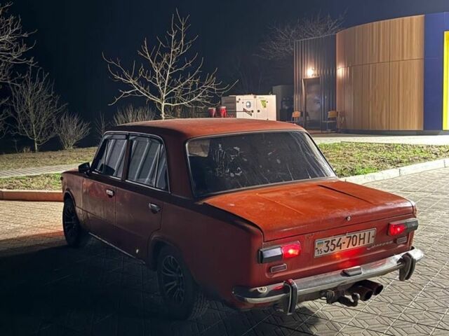 Красный ВАЗ 2101, объемом двигателя 1.2 л и пробегом 3 тыс. км за 404 $, фото 4 на Automoto.ua