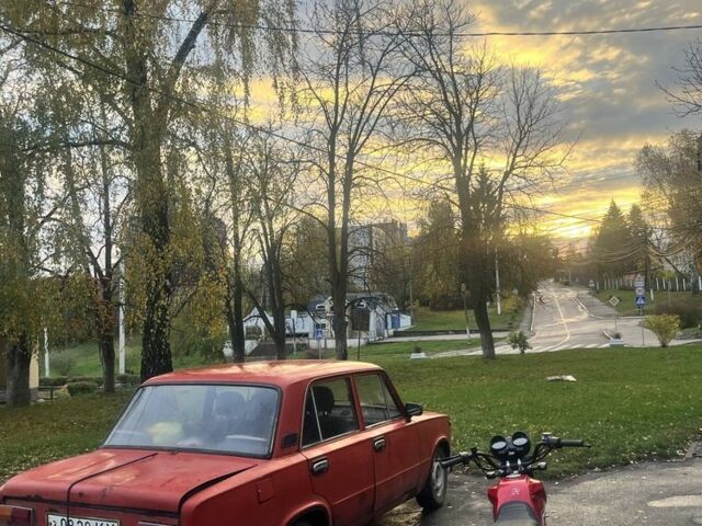 Красный ВАЗ 2101, объемом двигателя 1.5 л и пробегом 140 тыс. км за 381 $, фото 3 на Automoto.ua