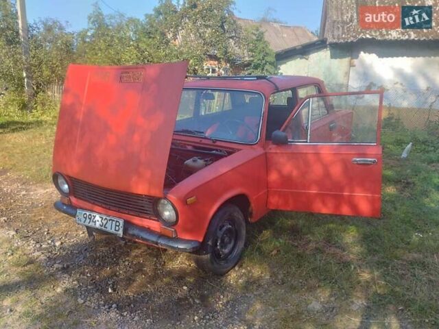 Красный ВАЗ 2101, объемом двигателя 1.3 л и пробегом 100 тыс. км за 450 $, фото 1 на Automoto.ua