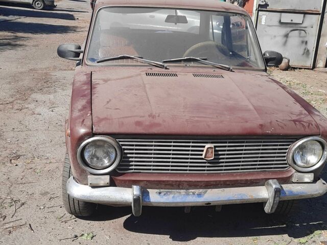 Червоний ВАЗ 2101, об'ємом двигуна 1.2 л та пробігом 19 тис. км за 800 $, фото 1 на Automoto.ua