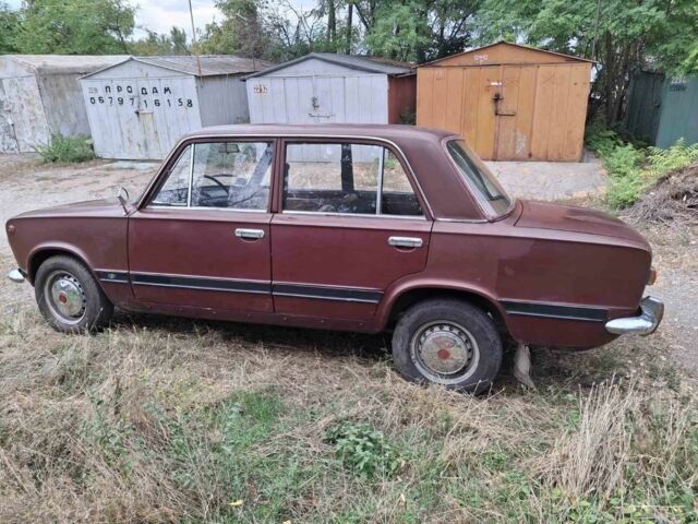 Красный ВАЗ 2101, объемом двигателя 1.2 л и пробегом 94 тыс. км за 600 $, фото 2 на Automoto.ua